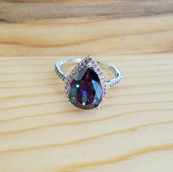 Pear Shape Rainbow Topaz White Gold Ring - Picture 4 of 5
